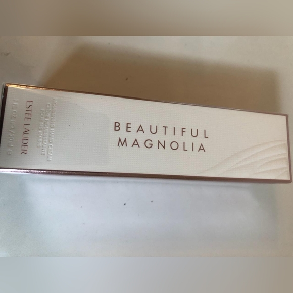 NIB Sealed Estee Lauder Beautiful Magnolia Nourishing Hand Cream 1oz/30ml - Picture 3 of 3